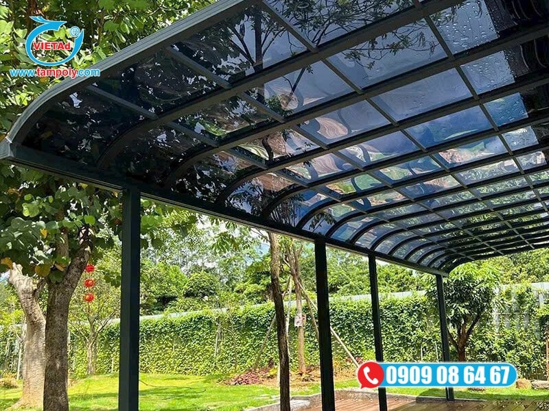 Lưu ý về số lượng khi lợp mái bằng tấm poly