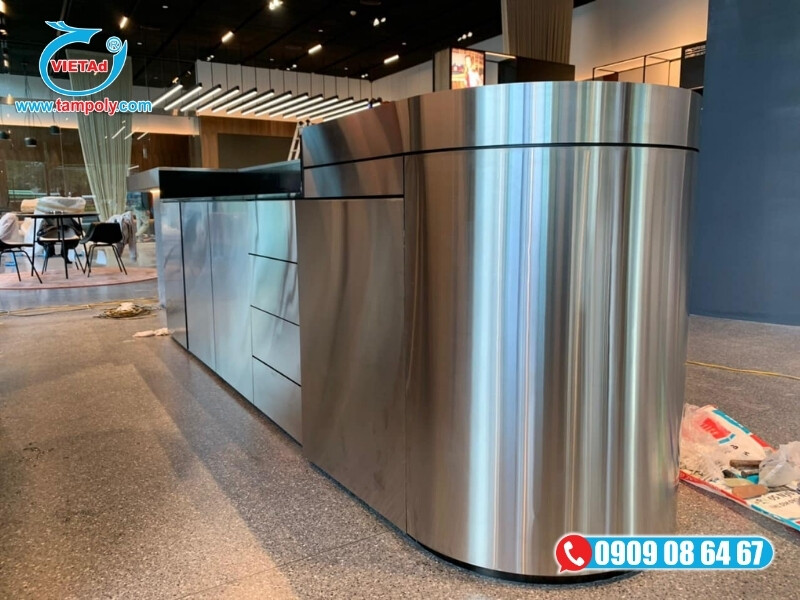 Gia công nhôm tấm dạng ống tròn trang trí