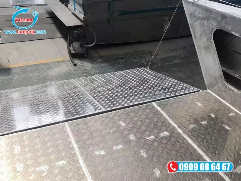 Nhôm tấm ứng dụng trong công nghiệp hàng hải, đóng tàu