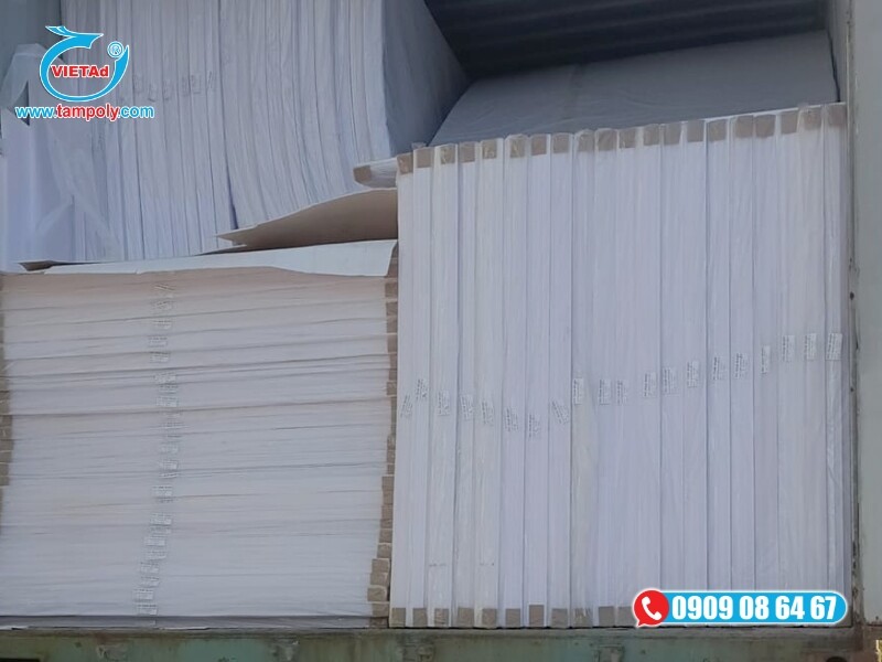 Vật Liệu Tấm QCV cung cấp tấm formex đa dạng độ dày và màu sắc chính hãng