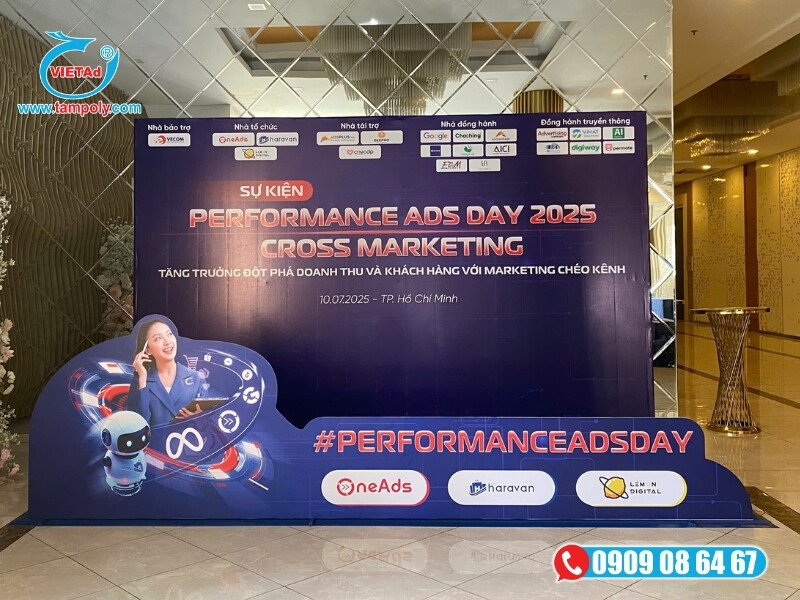 Vách ngăn Formex di động linh hoạt, phù hợp booth triển lãm, hội nghị hoặc showroom tạm thời