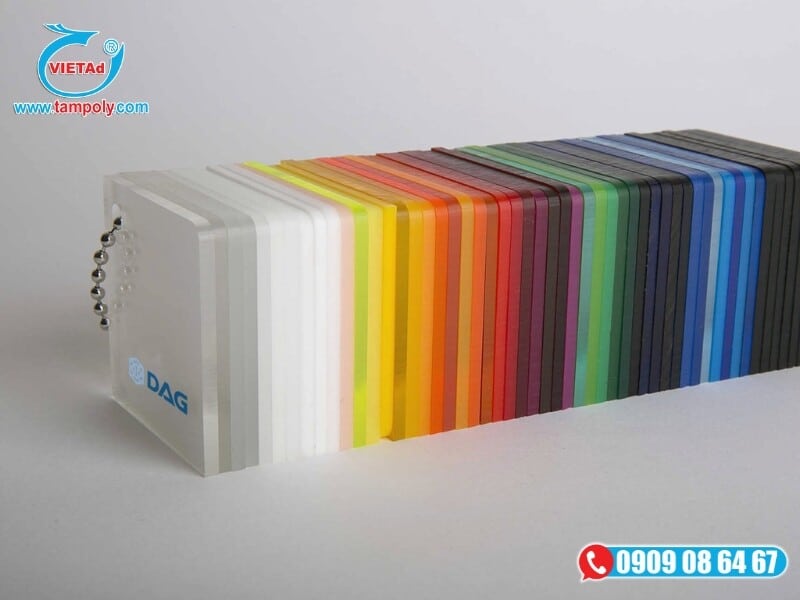 Cấu trúc hạt nhựa Acrylic và Polystyrene là nguyên liệu chính để sản xuất tấm Mica DAG
