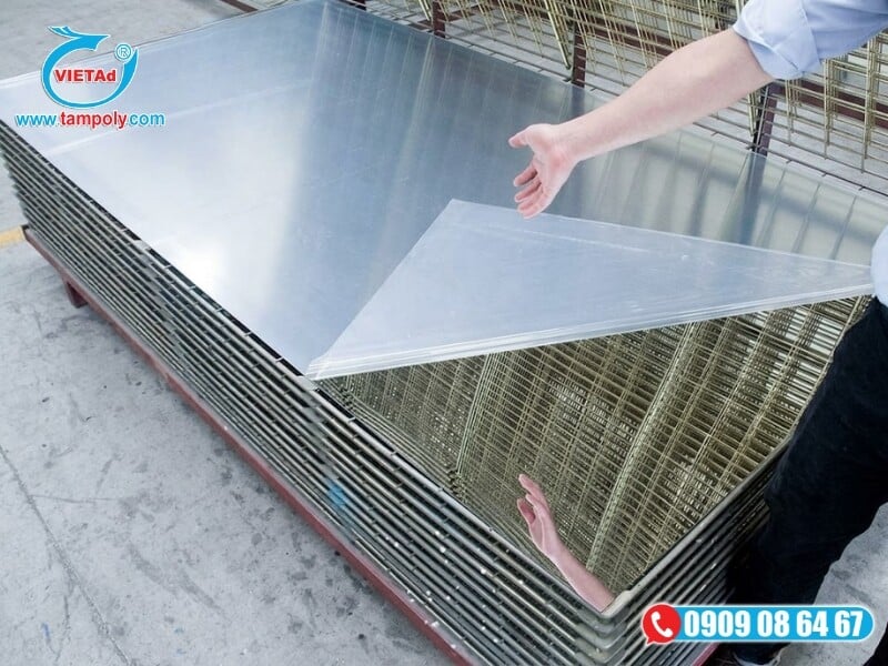 Vật Liệu Tấm QCV cung cấp tấm inox trắng chính hãng, sẵn số lượng lớn phục vụ giao hàng tận nơi